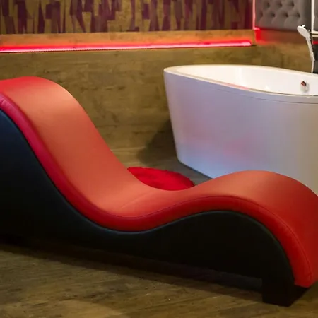 Yourplace Romantic With Private Patio